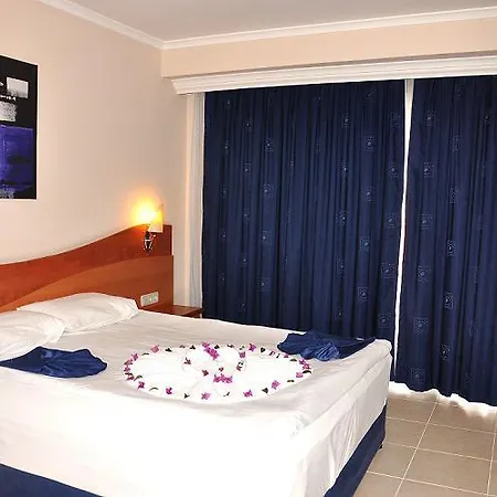 Hotel Ananea Kleopatra - Adults Only 12 3*